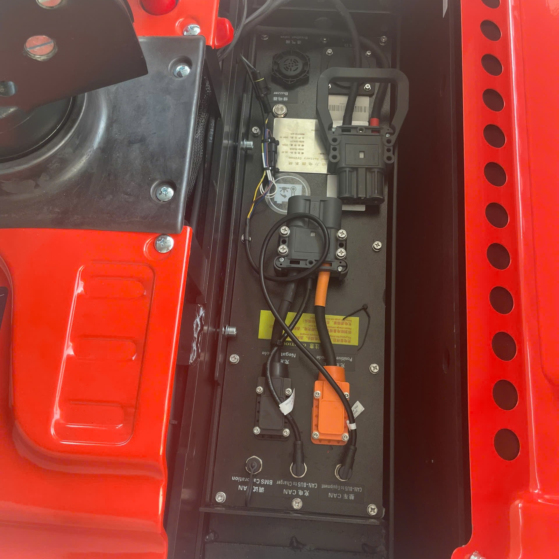 xe nâng tay điện đứng lái 2.5 tấn JIALIFT SL25GA