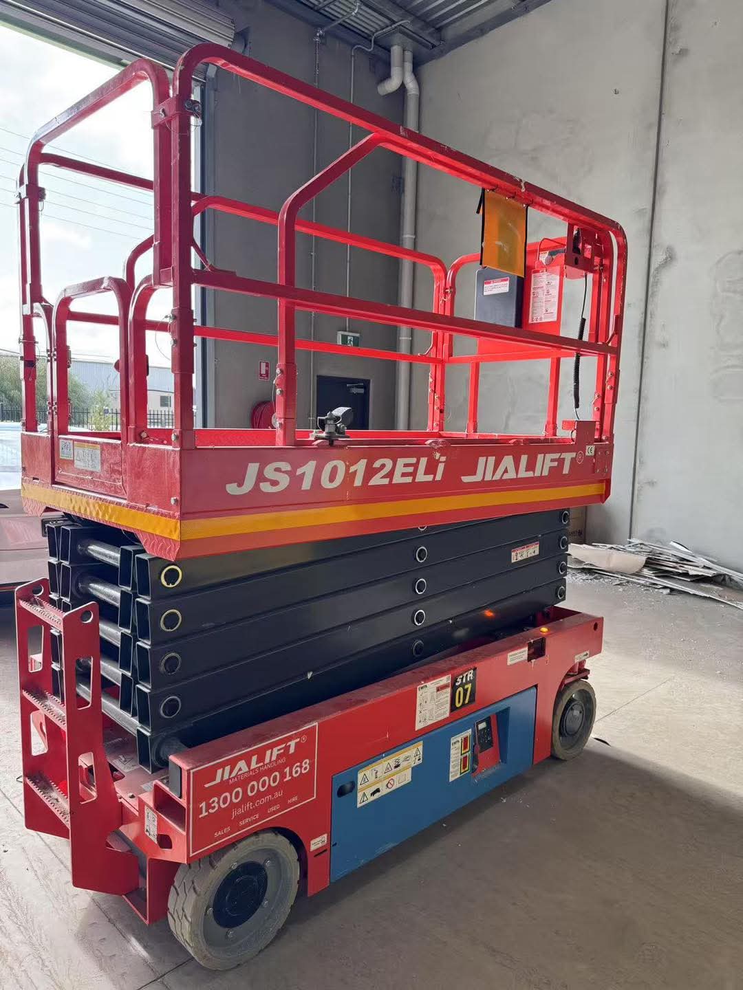 Xe Nâng Người cắt kéo tự hành 12m Jialift JS1012