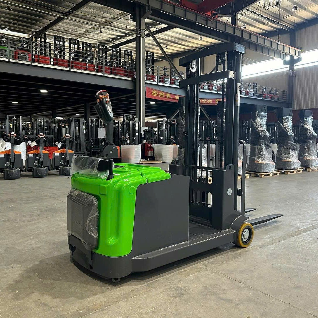 Xe nâng điện đối trọng Stacker 1.5 tấn