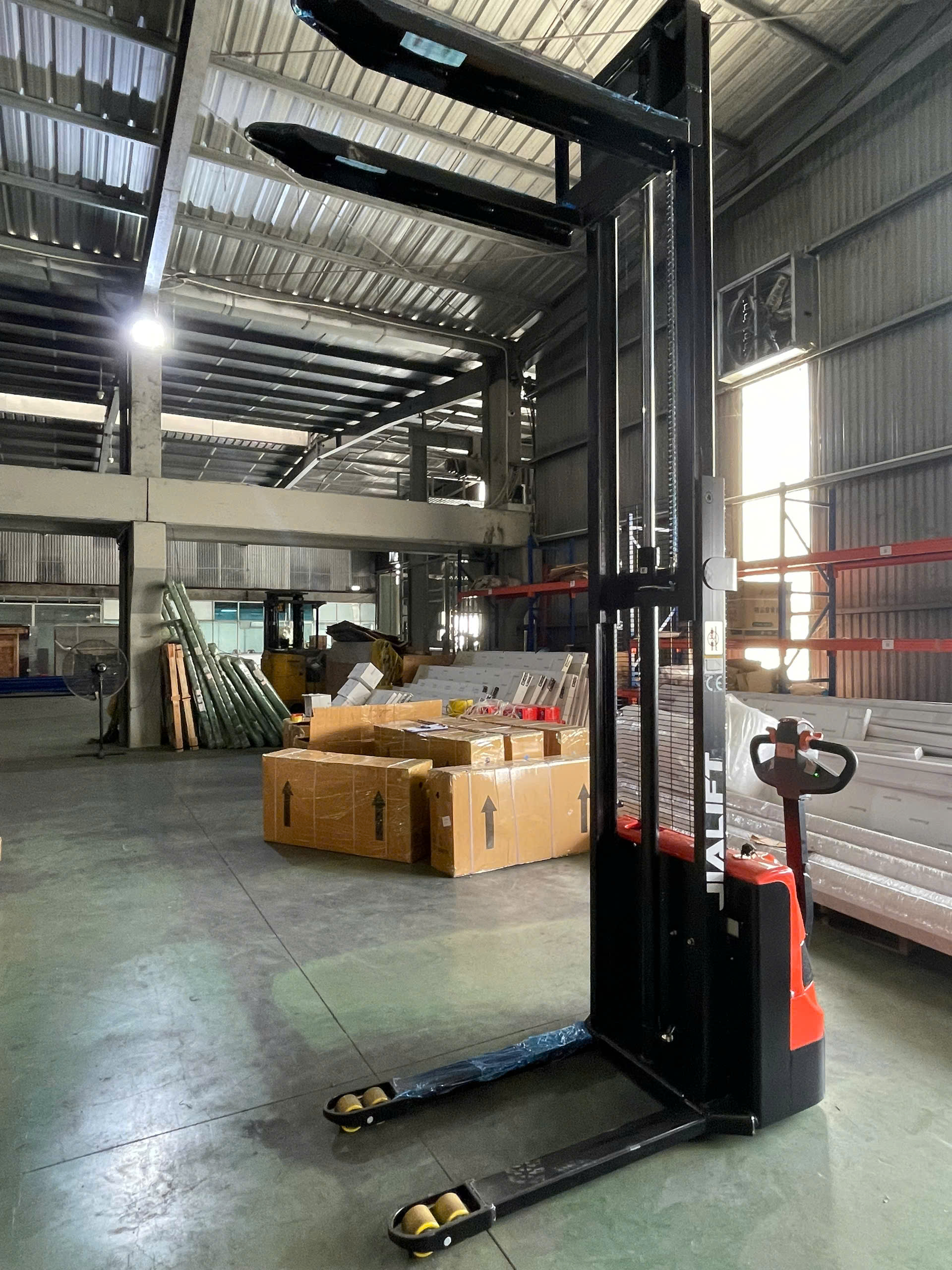 Xe Nâng Tay Điện Stacker CL1520J 1.5 tấn