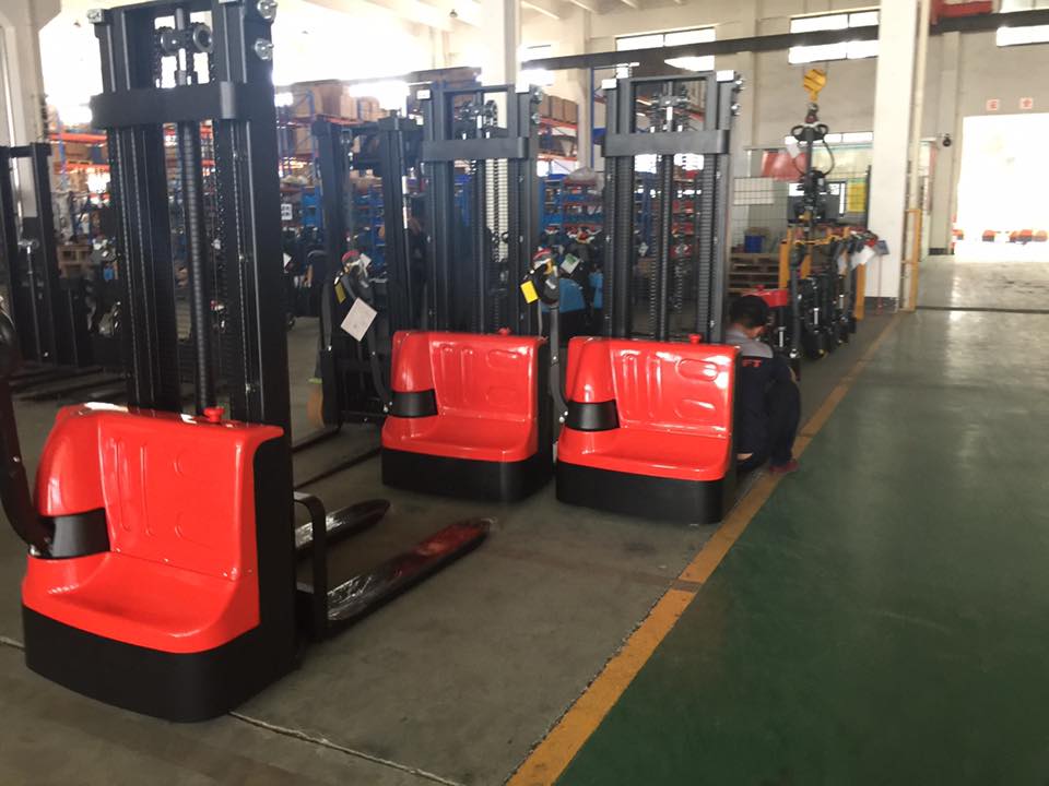 Xe Nâng Tay Điện Stacker CL1520J 1.5 tấn